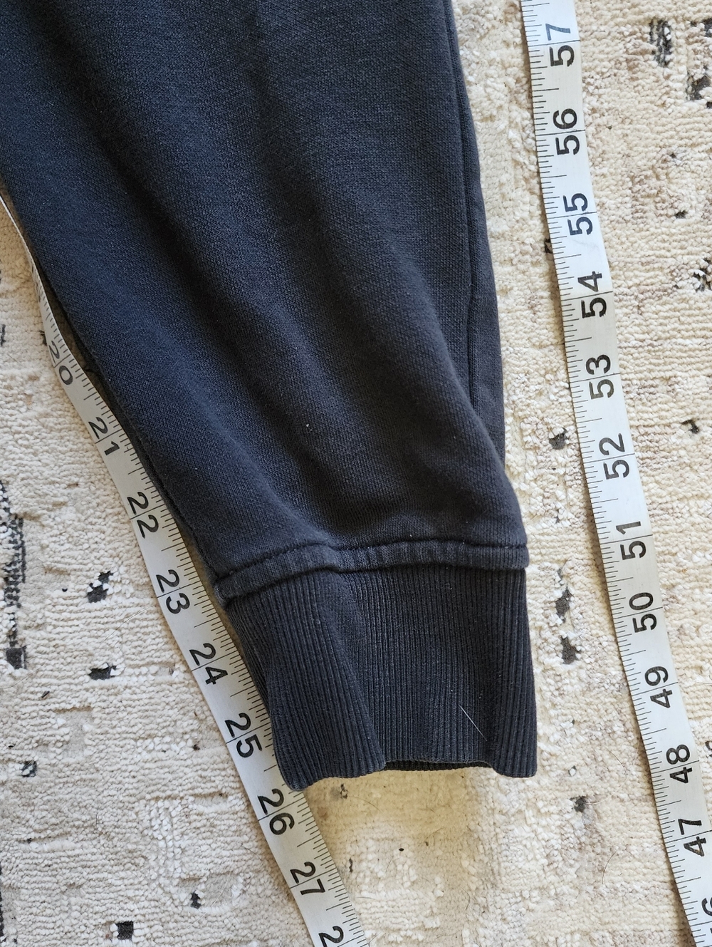 Gymshark Crest Jogger Sweatpants Black Size Small Slimfit Athletic Unisex - Picture 7 of 10